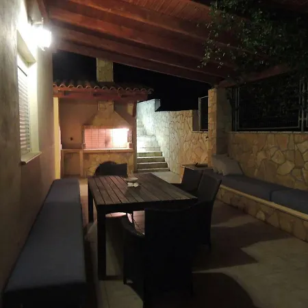 Βίλα Sissy Carefree Vacationsθε